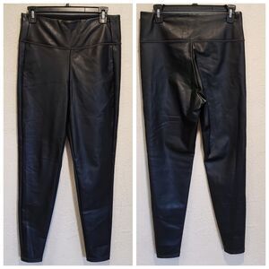 Athleta All Over Gleam Tight Womens Medium Black Vegan Leather Commute